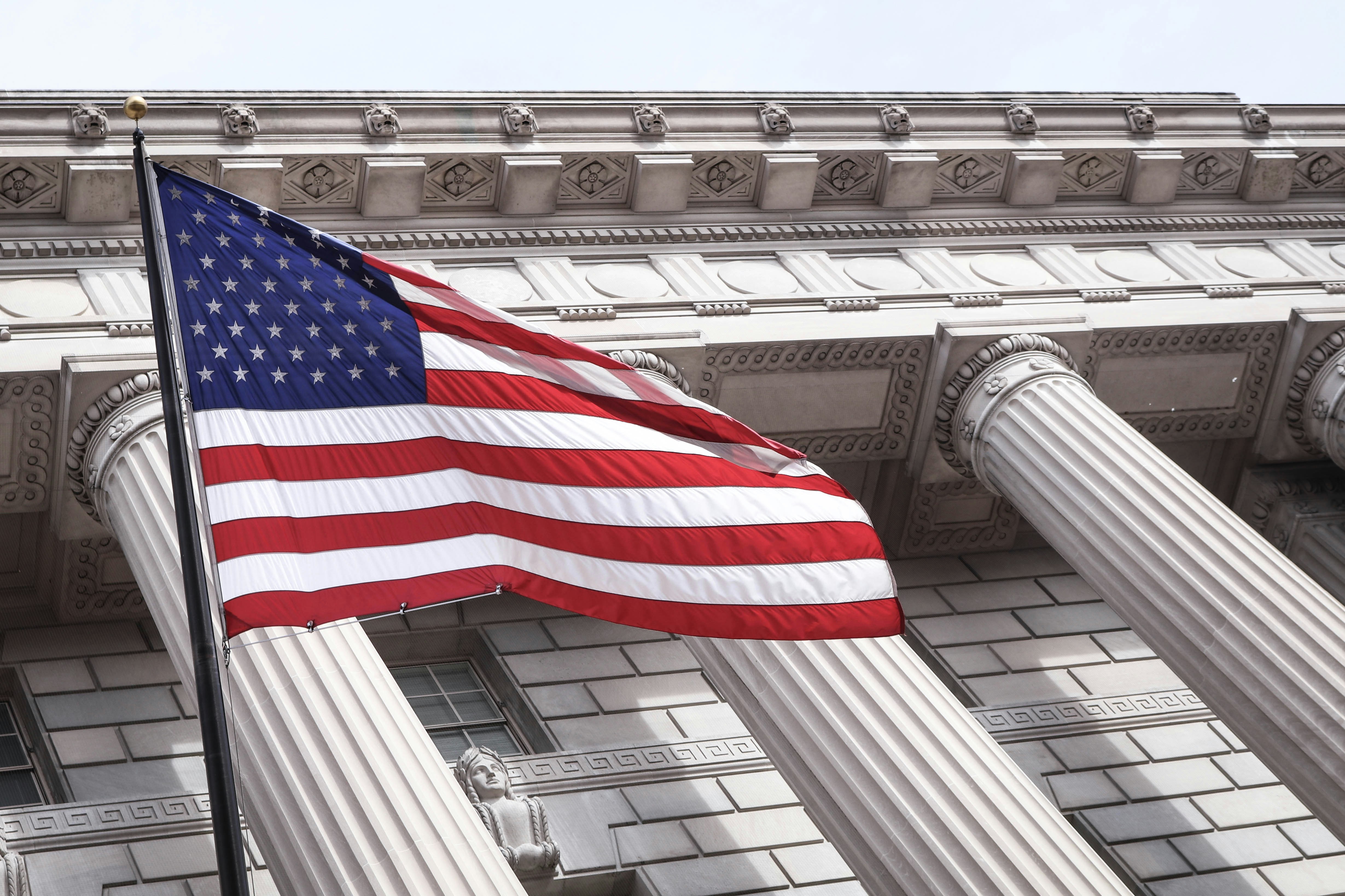 США временно приостановили выдачу студенческих виз: что это значит для абитуриентов и какие есть альтернативы