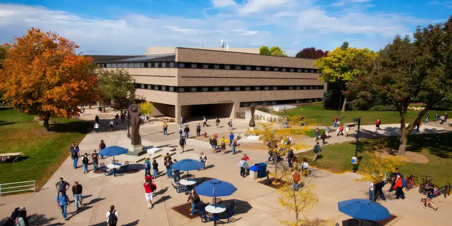 UNIVERSITY OF WISCONSIN–PLATTEVILLE (UW–Platteville, UWP)